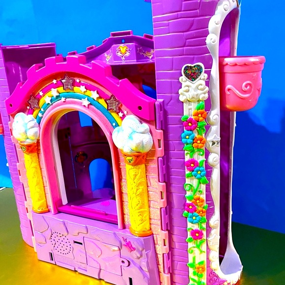 MY LITTLE PONY G3 2002 CELEBRATION CASTLE PLAYS MUSIC & LIGHTS UP EXCLUS… - Picture 16 of 16
